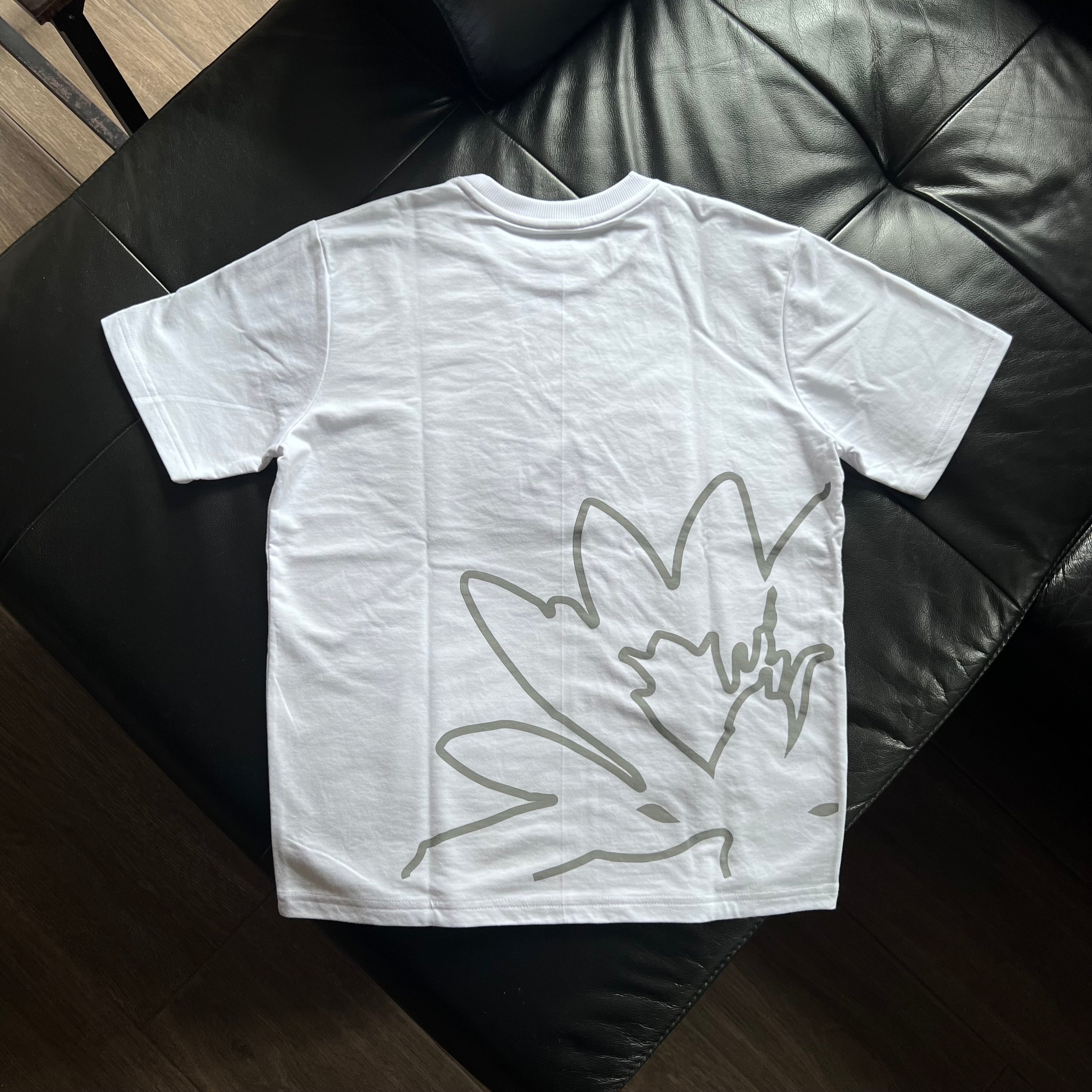 "lotus" tee