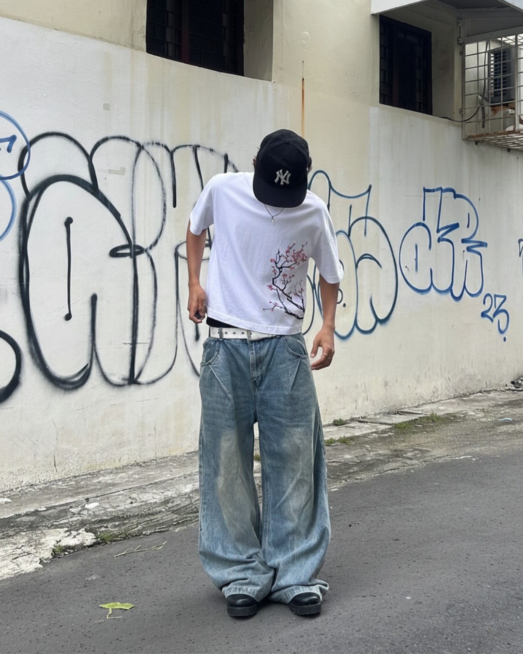 "blossom petals" crop tee