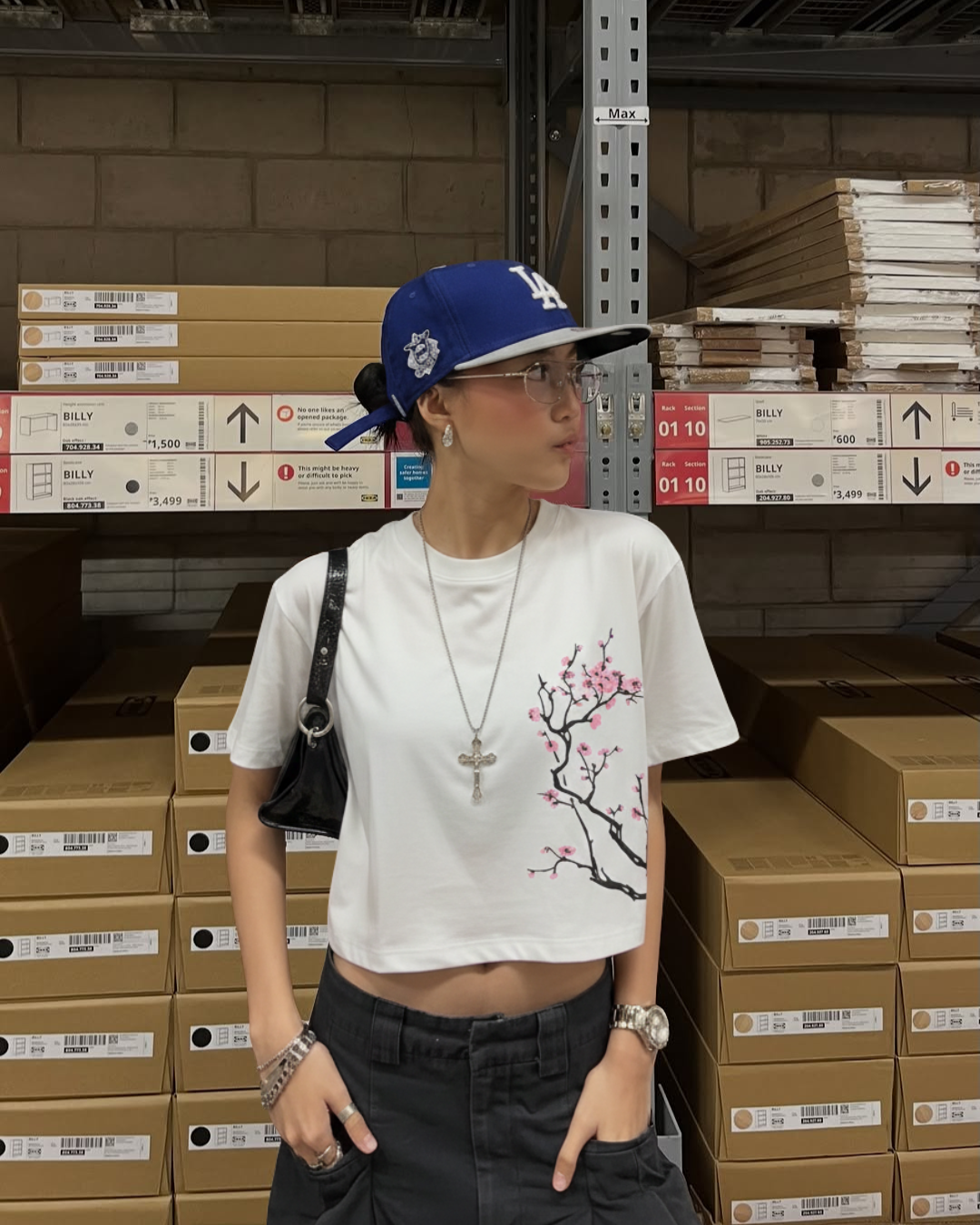 "blossom petals" crop tee