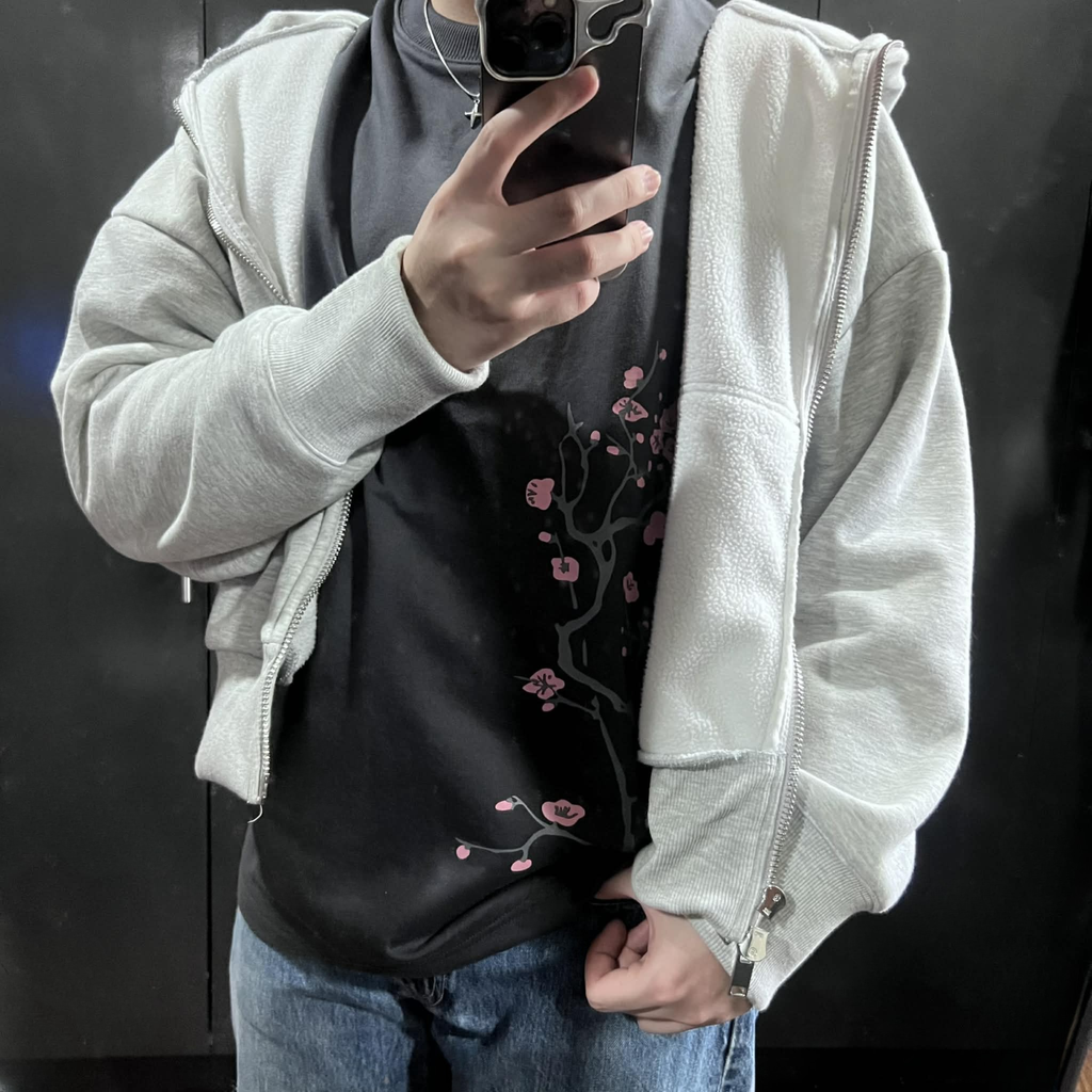 "blossom petals" tee 02