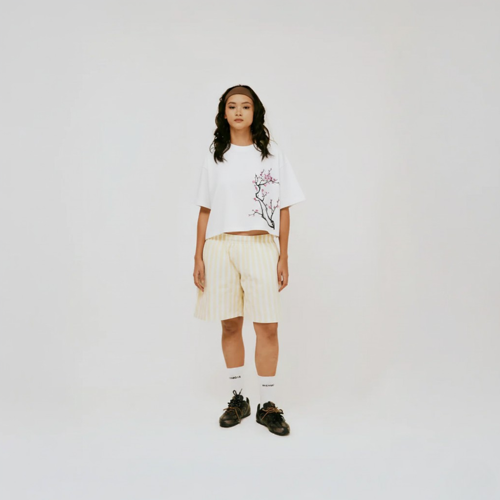 "blossom petals" crop tee