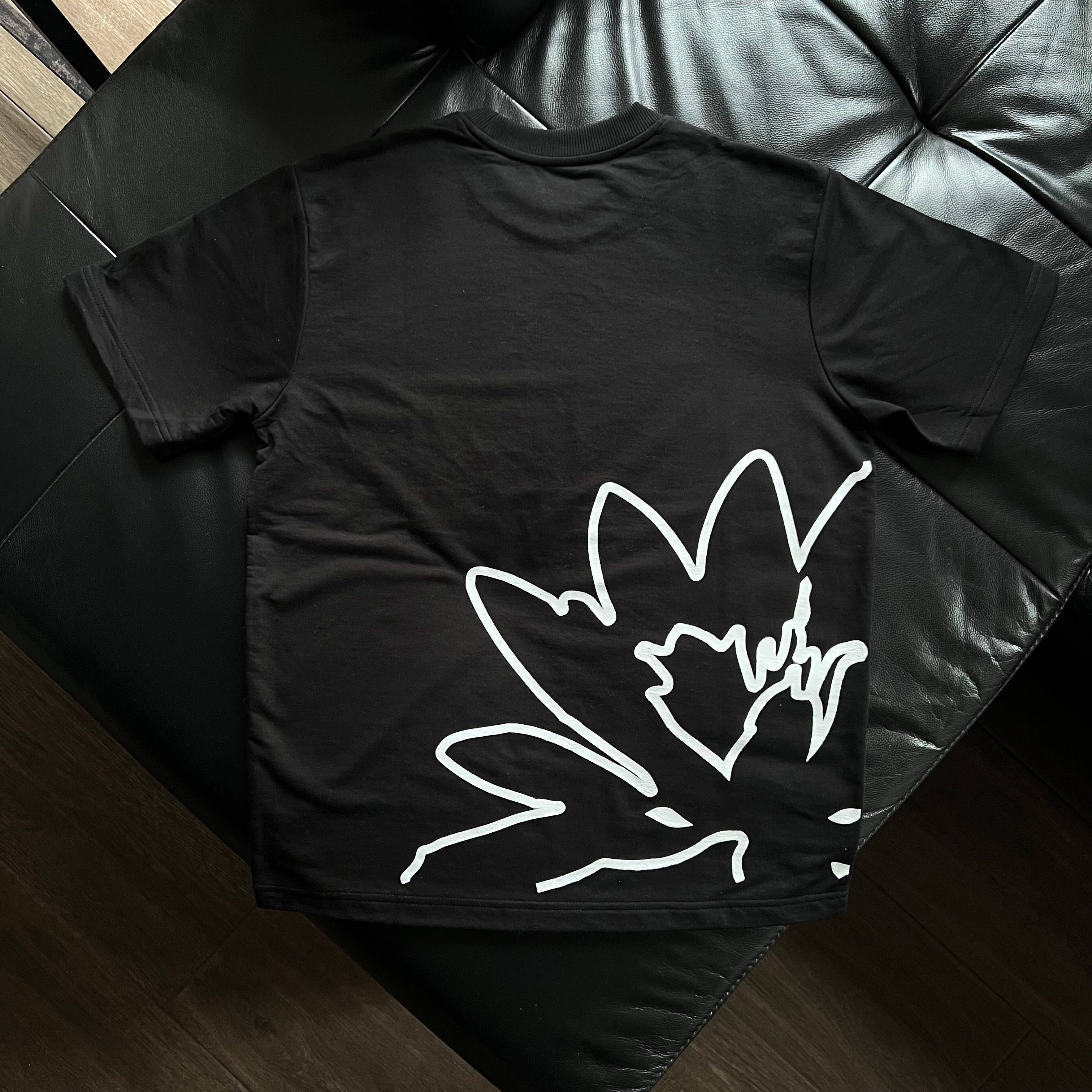 "lotus" tee