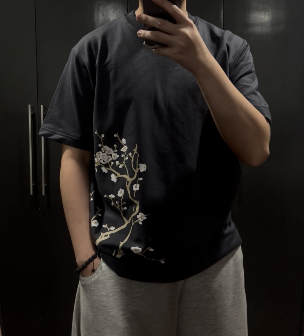 "blossom petals" tee
