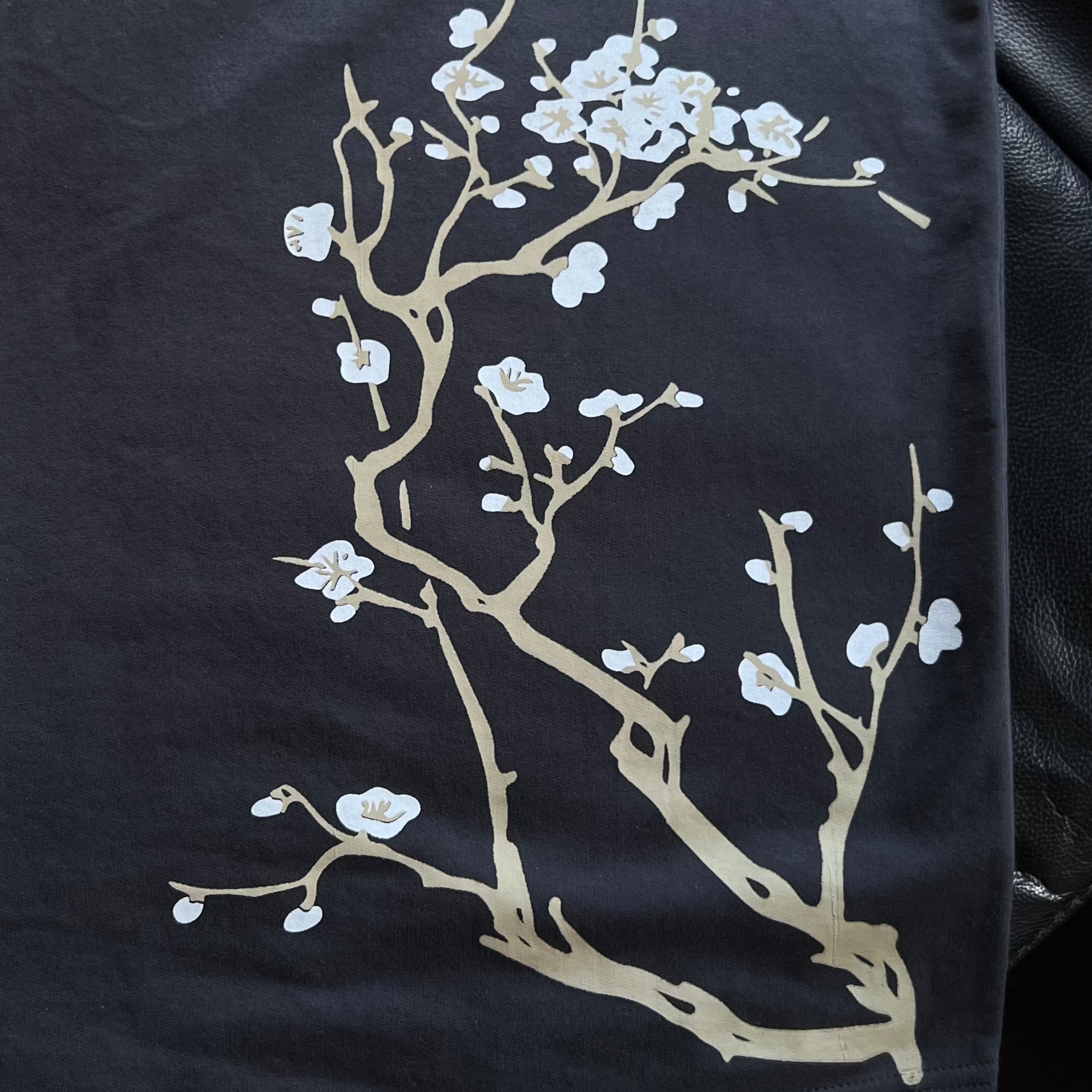 "blossom petals" tee